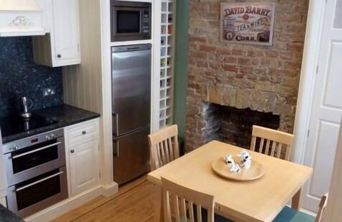 Pimlico House | Charming Living In Central London - (3 Bed/3 Bath)