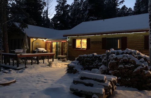 Black Hawk Cabin | Charming Log Cabin for Peaceful Mountain Getaway!