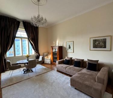 Old City Apartment | charming & lovely apartment downtown