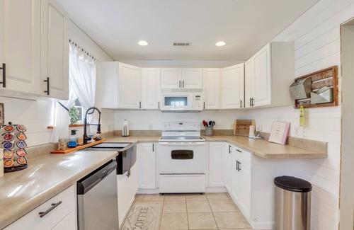 Beaufort House | Charming Lowcountry Cottage in the Heart of Beaufort, SC