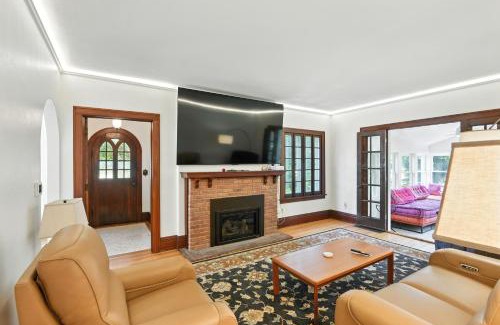 Iowa City House | Charming Manville Heights Cottage Retreat home
