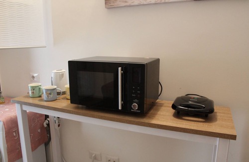 Tuscania Apartment | Charming Mara's Casina in Downtown, fabulous, free WiFi!