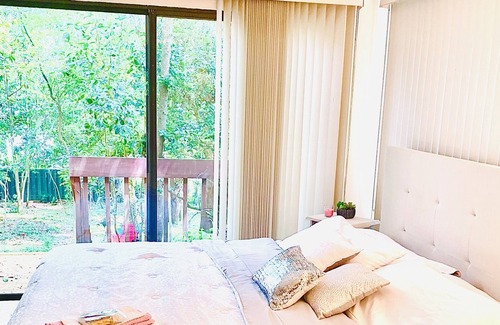 Tallahassee House | Charming Master Suite w/ Private Entrance