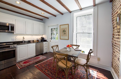 French Quarter Cottage | Charming mid 1700s Kitchen House