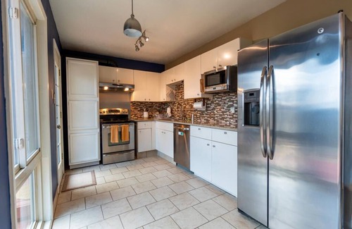 Knoxville House | Charming mid-century 3-bedroom house with AC and WiFi near downtown Knoxville