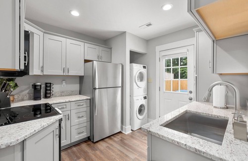 Inglewood House | Charming Modern 3-Bedroom Home in East Nashville!
