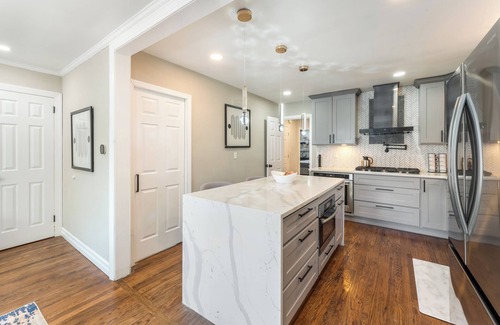 Maplewood Apartment | Charming, Modern 3BR Maplewood Home