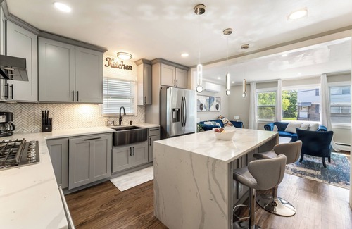 Maplewood Apartment | Charming, Modern 3BR Maplewood Home