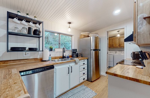 Shelton House | Charming modern farmhouse with water views, fire pit, bbq grill