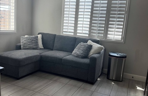 Raisin Apartment | Charming Modern Private In-Law Suite in Clovis – Separate Entrance