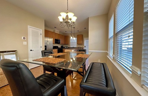 Chapel Hill House | Charming Modern Townhouse - Chapel Hill