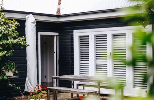 Blackheath Cottage | Charming Mountain Cottage- Pet Friendly