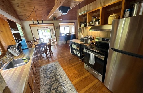 Severn Cottage | Charming Muskoka cottage, amazing views!