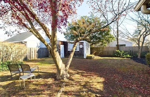 Manasquan Cottage | Charming "Nantucket Style" cottage in Manasquan. 10 Blocks from Sea Girt Beach!