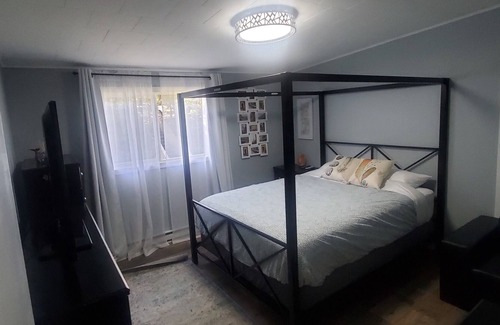 Prince Rupert House | Charming Nautical Themed Stay!