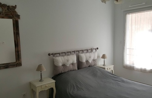La Londe-les-Maures Apartment | Charming new T2, La Londe Les Maures