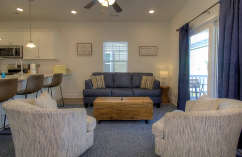 Downtown Myrtle Beach House | Charming NEW 4BR/3.5BA Home Steps From the Beach!
