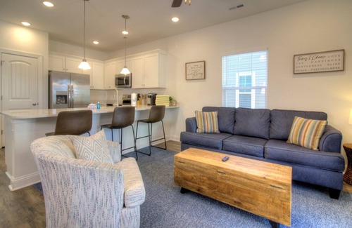 Downtown Myrtle Beach House | Charming NEW 4BR/3.5BA Home Steps From the Beach!