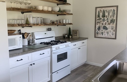 Wautoma House | Charming new house on 6 acres across from Silver Lake