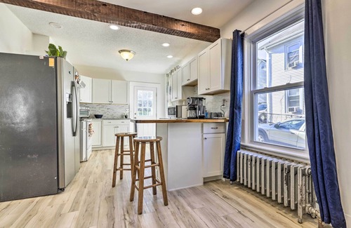 New London House | Charming New London Home < 1 Mi to River Taxi