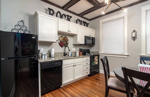 Downtown Little Rock Apartment | Charming New Orleans-Style Apartment with Gated Courtyard!