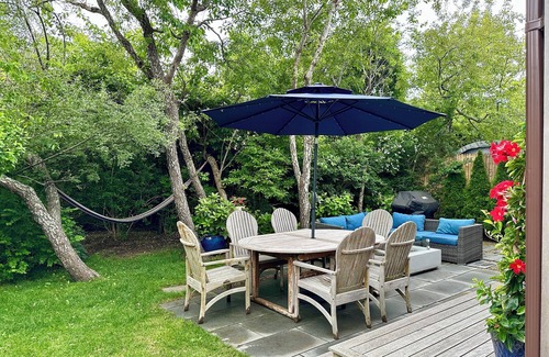 Nantucket Town Condo | Charming new renovated 3 bed/1 Bath condo sleeps 6+Walk & Bike to everything