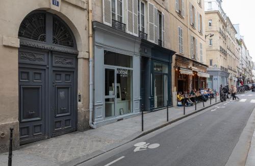 Saint-Germain-des-Pres Apartment | Charming newly renovated apartment in the heart of Paris St Germain des Pres