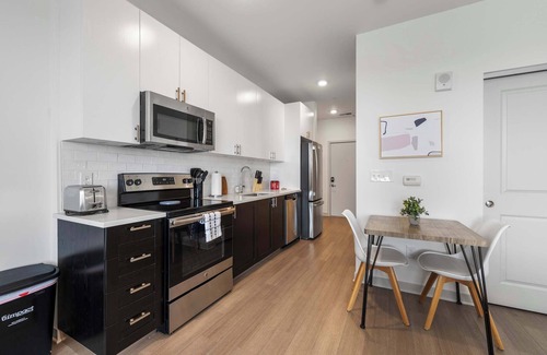 Downtown Louisville Apartment | Charming Nulu SDO CozySuites 02