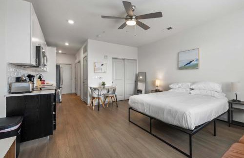 Downtown Louisville Apartment | Charming Nulu SDO CozySuites 02