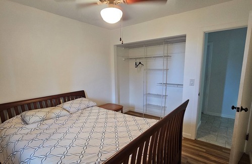 Kona Palisades House | Charming oceanview with large lanai and outdoor area. Washer/Dryer & BBQ