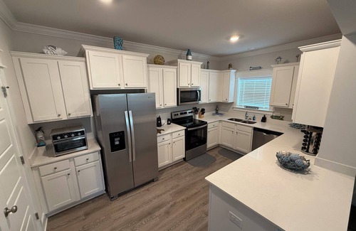 Panacea House | Charming old florida St Teresa beach private secluded pool arcade bikes 2024 new