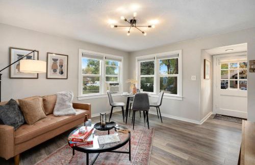 Capitol Hill House | Charming Old Town Bungalow with Free Cruiser Bikes