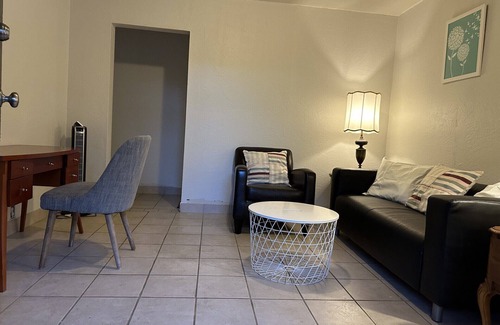 Horace Mann House | Charming one bedroom unit with WiFi and AC in pleasant San Jose