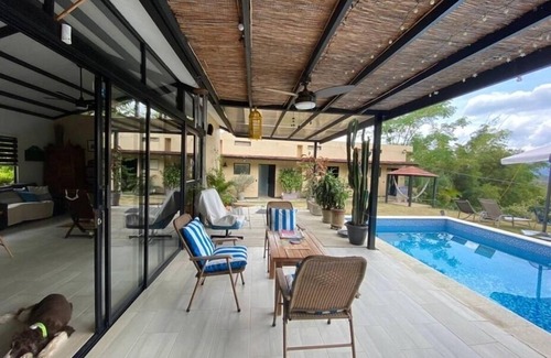 La Mesa House | CHARMING ONE-STORY HOUSE WITH NICE VIEW IN GATED COMMUNITY