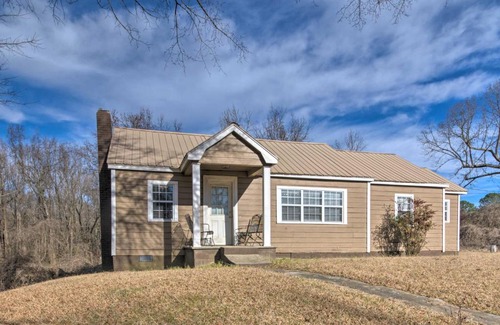 Oxford House | Charming Oxford Home about 7 Mi to Ole Miss!