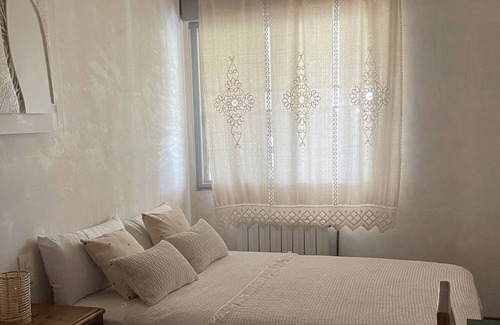 Caudete Villa | Charming painter's villa on the way to the Castles, pool, calm, authenticity