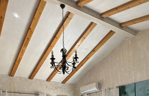 Caudete Villa | Charming painter's villa on the way to the Castles, pool, calm, authenticity