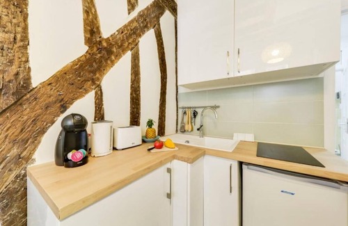 Val-de-Grace Apartment | 🇬🇧 Charming Parisian Apartment in the Heart of the Latin Quarter 🏙️✨
