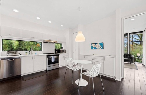 Southwest Hills House | Charming Patton Heights Bungalow in Portland with WiFi, AC