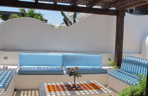 Tohoku Condo | Charming Penthouse, FREE INTERNET, CABLE and SAFE DEPOSIT BOX