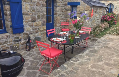 Crozon House | CHARMING PENTY BRETON 200 M'A PIED DE LA PLAGE DE LA PALUE ⛱️🌊🏄‍♂️
