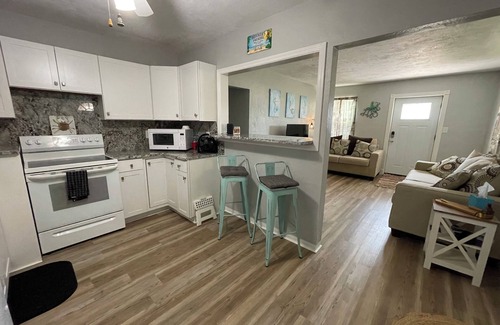 Ellinor Village House | Charming Pet Friendly Beach House! Quiet neighborhood, Steps away from the beach