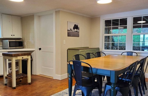 Cuba House | Charming, Pet Friendly, Lake View Home. Pontoon and/or Slip Available