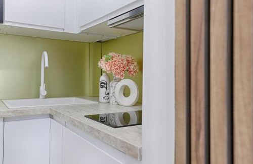 Batignolles Apartment | Charming Pied à Terre near Montmartre