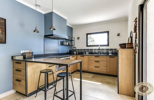 Sanary-sur-Mer House | Charming property with heated swimming pool and tennis court