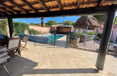 Pierrerue Villa | Charming property surrounded by vineyards near St Chinian