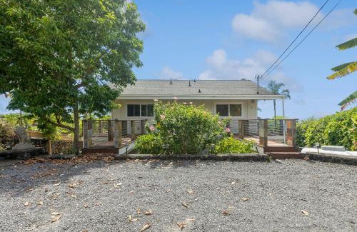 Kalaoa House | Charming Pu'ukala Sunset - Near Hiking and Golf home