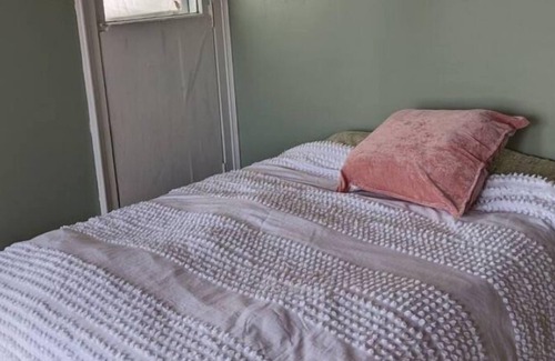 West Eaton House | Charming Queen Anne near Colgate University