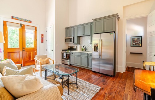 Esplanade Ridge Apartment | Charming, Quiet Oasis near French Quarter