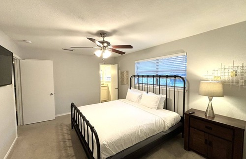 North Richland Hills House | Charming Retreat with Pool Near Medical City in North Richland Hills